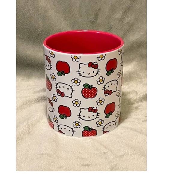 Hello Kitty Apples & Daisies Large 20oz Ceramic Coffee Mug-NEW - Picture 4 of 6